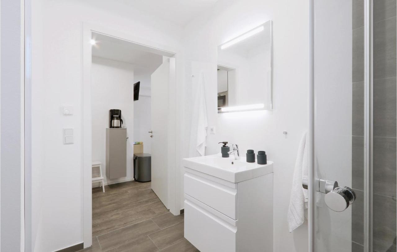 Awesome Apartment In Lembruch-Duemmer See Ngoại thất bức ảnh